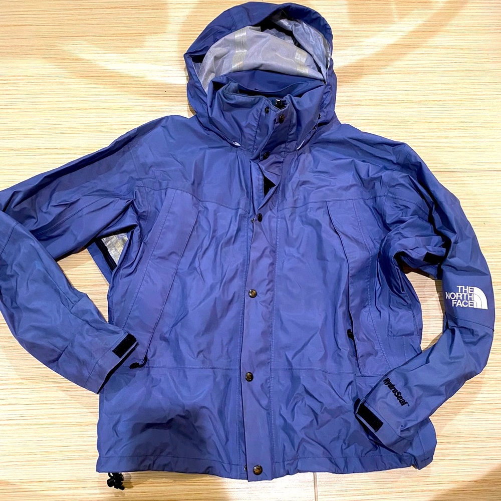 Vintage The North Face Hydroseal Hooded Jacket